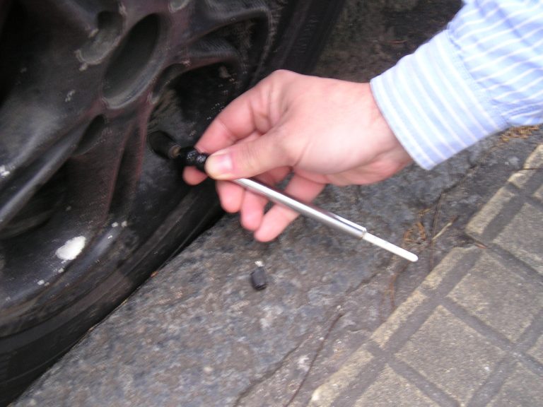 Techniques To Save Fuel And Money When Driving