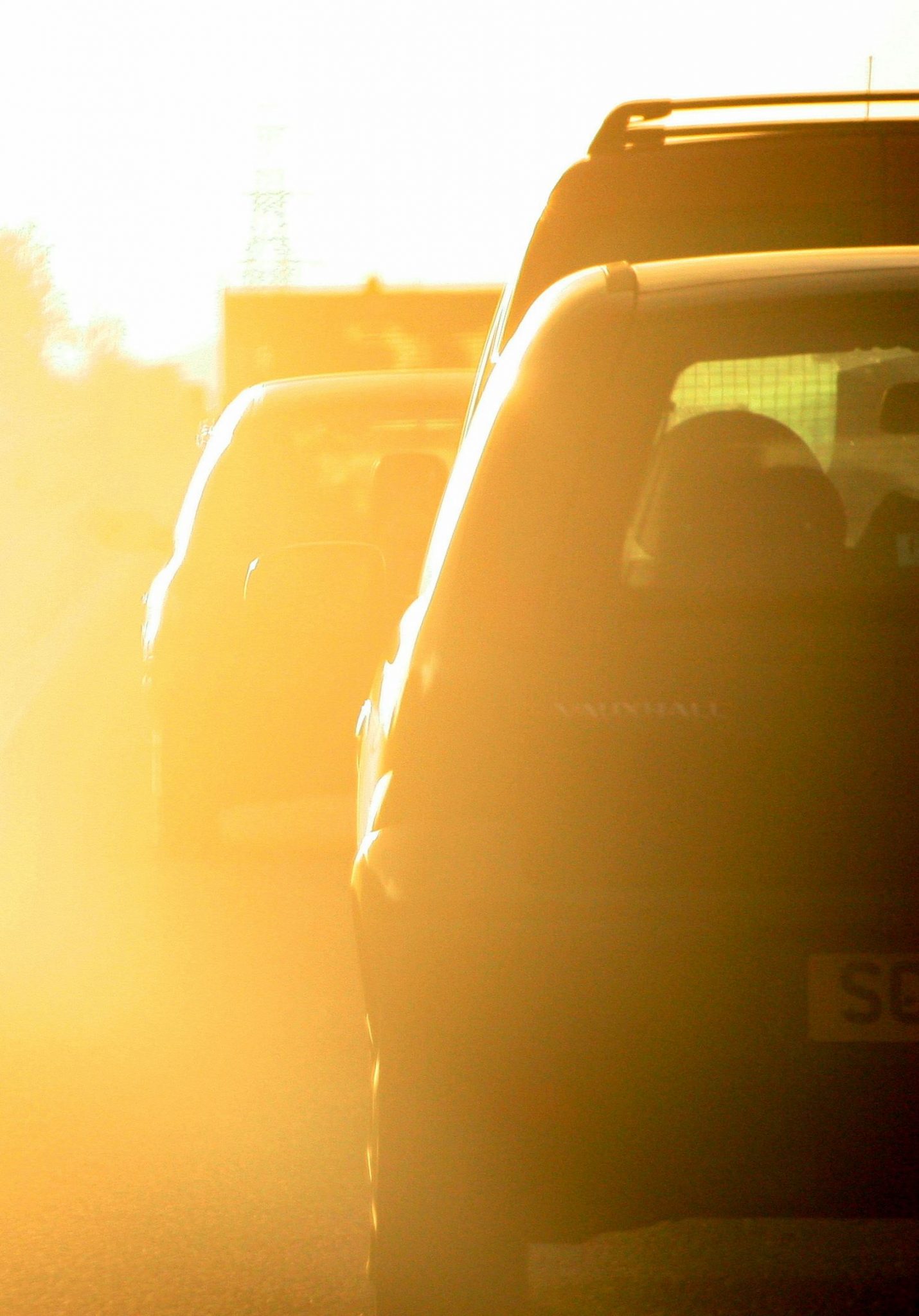 Tips and advise when driving in hot weather condition.